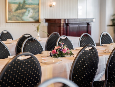 møder og kurser hjallerup